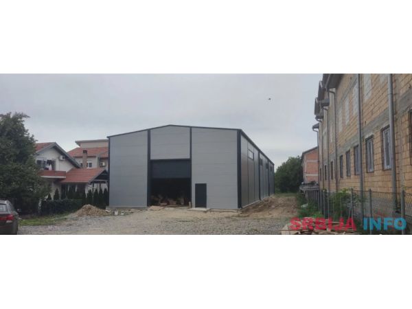Izdaje se hala na početku Ledina uz glavni put