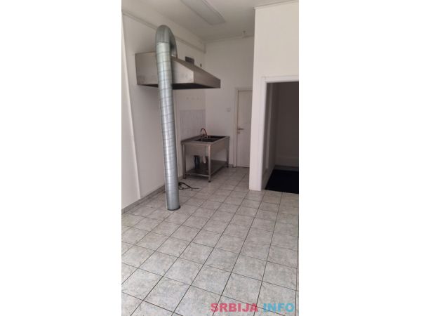 Prodaja lokala 42m2 u dva nivoa-Novo Naselje, Novi Sad