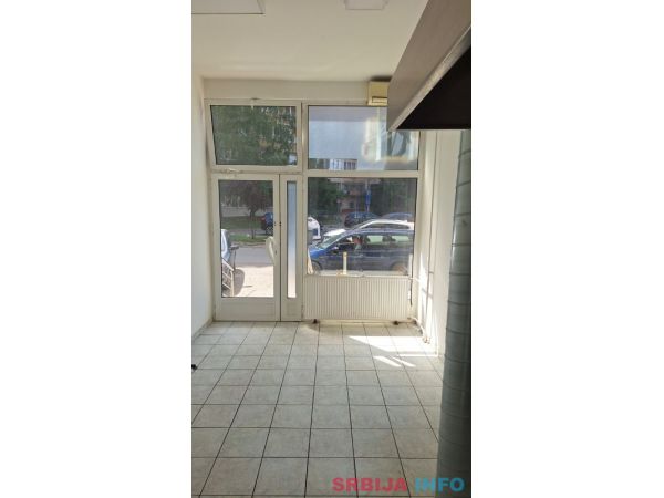 Prodaja lokala 42m2 u dva nivoa-Novo Naselje, Novi Sad