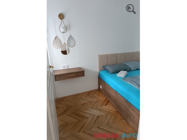 Dvosoban Apartman Figuar Novi Sad Sajmiste