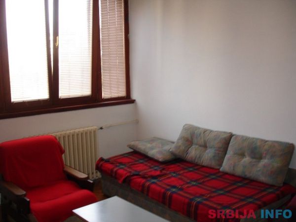 Na prodaju stan 33m2 u centru Borce