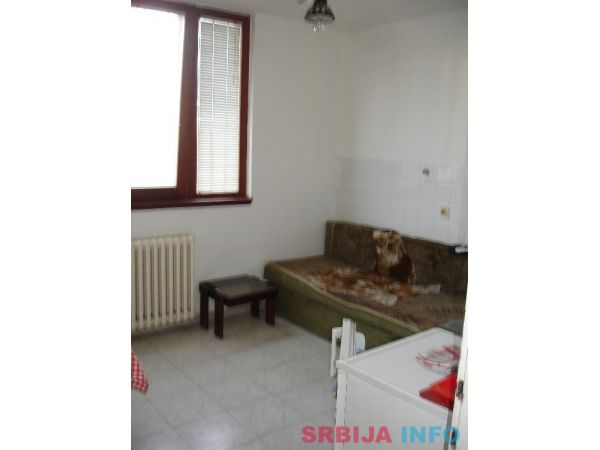 Na prodaju stan 33m2 u centru Borce