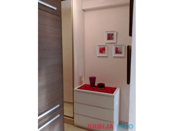 Izuzetan stan centar