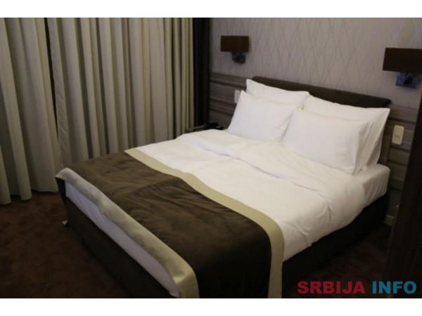 Hotel Danubia Park garni - Veliko Gradiste - Srebrno Jezero