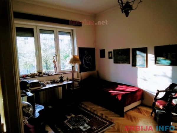 Izuzetno prijatan salonski stan u Palmoticevoj