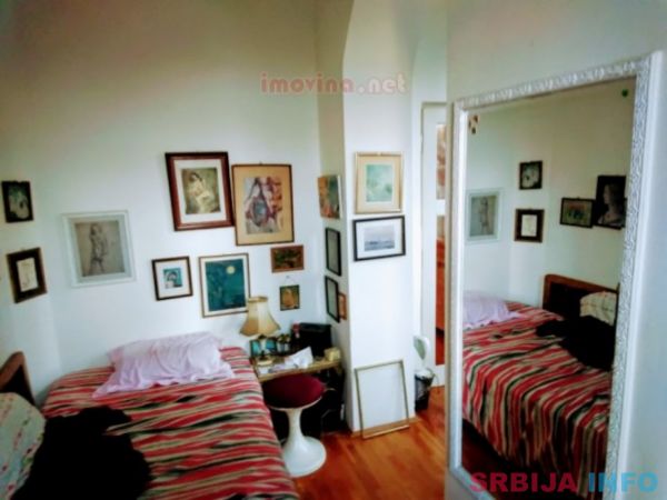 Izuzetno prijatan salonski stan u Palmoticevoj