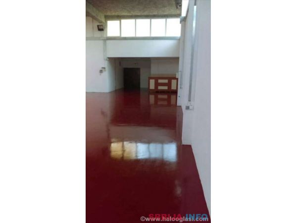 Magacinski prostor u Zemunu od 600m2