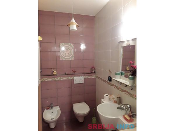 Cetvorosoban stan na Lekinom Brdu