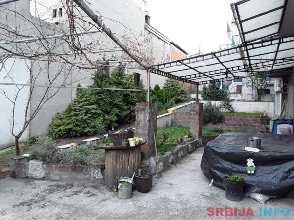 Cetvorosoban stan na Lekinom Brdu