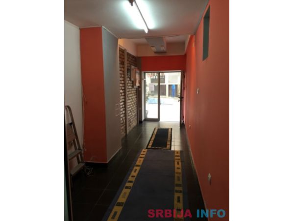 Stambeno-poslovni prostor Kragujevac