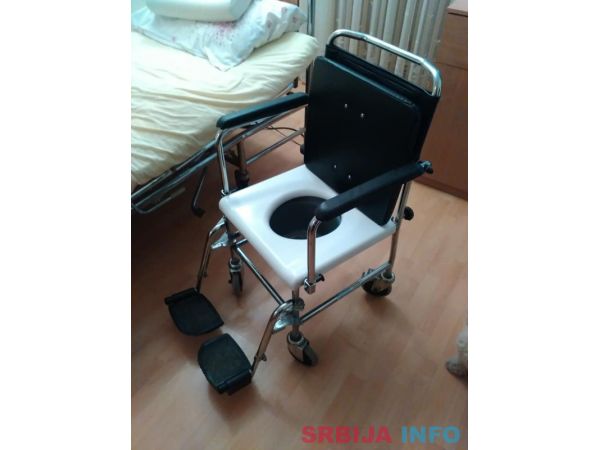 Invalidska toaletna kolica