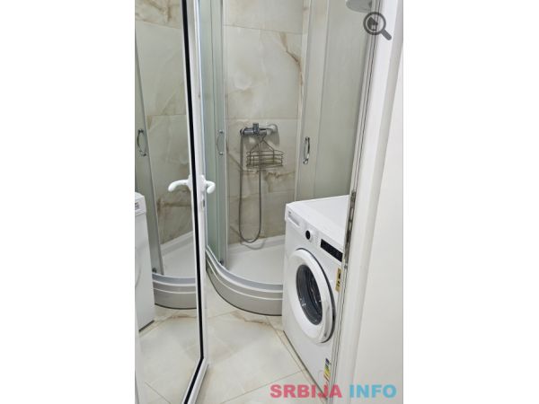 Studio Apartman Safari 2 Novi Sad Petrovaradin