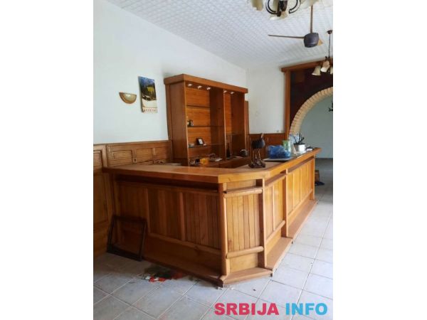&Scaron;ank, vitrina, rashladna vitrina I luster 