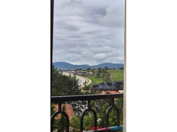 Stan na Zlatiboru, 50m od Mone, 3.0, parking