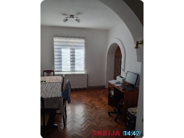 Kuća 240 m2 Mali Požarevac 