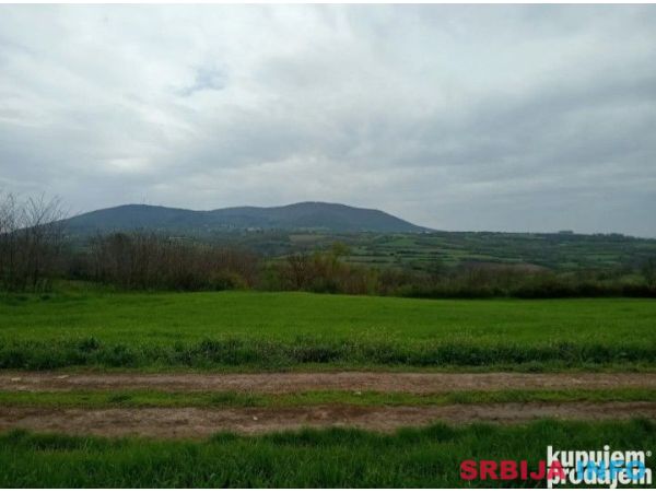 Plac 75 ari Nemenikuće Kosmaj