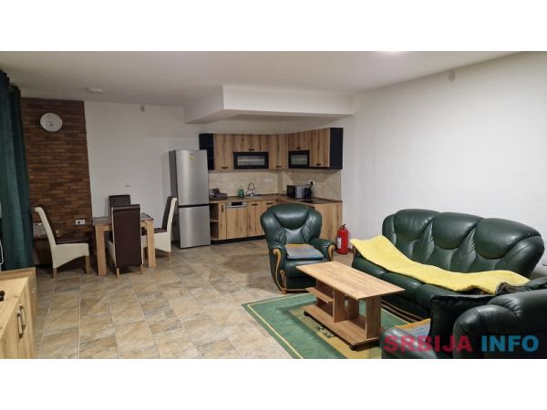 Prodaje se stambeni-vikend objekat Vinci-Golubac