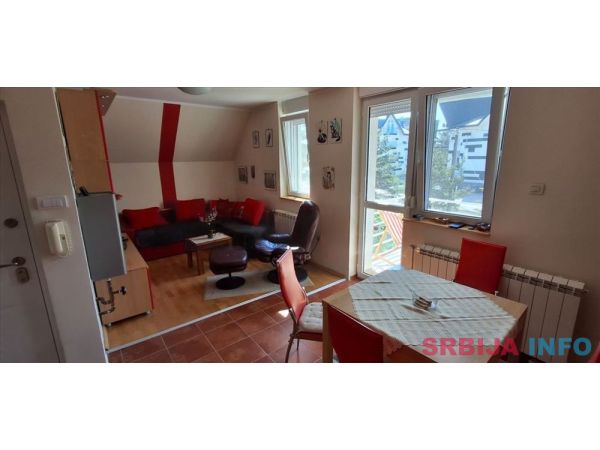 Prostran duplex na Divčibarama 70m2