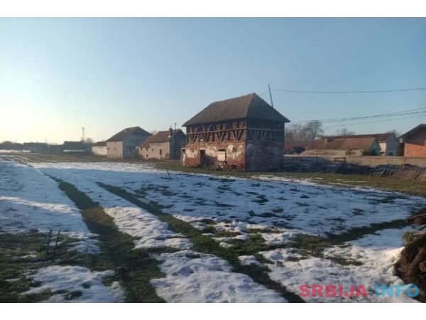 Premium građevinsko zemlji&scaron;te 70ari &Scaron;titar-&Scaron;abac