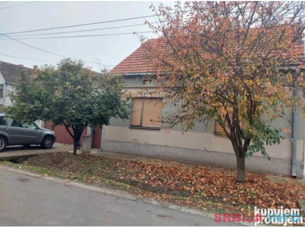 Kuća 80 m2 Stara Pazova