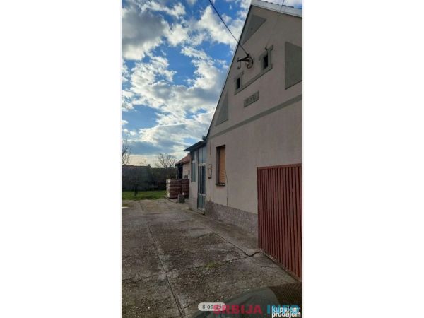 Kuća 80 m2 Stara Pazova