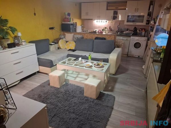 Kuća na prodaju u Farkaždinu-Zrenjanin