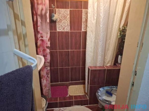 Kuća na prodaju u Farkaždinu-Zrenjanin
