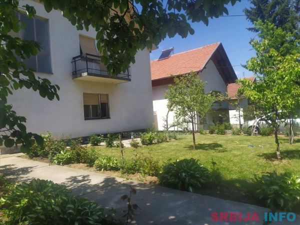 Kuca u Surdulici, 180m2,6ari placa