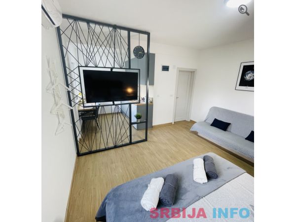 Studio Apartman Nikola Tesla Beograd Sur  in