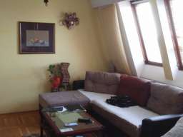 S-129 trosoban stan u centru Požarevca