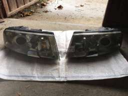 Farovi xenon za &Scaron;koda Superb