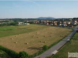 Gradjevinski plac 109 ari Sopot