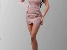 Kolekcija ženskih stvari na prodaju