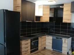 Prodajem stan u Pancevu 90m2