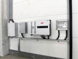Hala 920m2 solarni paneli 50kw