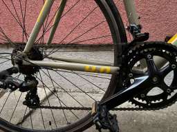 Prodajem drumski-trkački bicikl, u pitanju je Eclipse 4.0 