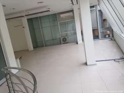 Lokal u centru Kraljeva (cena po dogovoru)