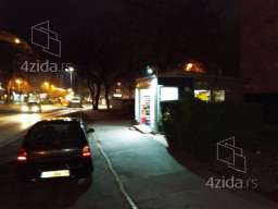 Prodaje se trafika na prometnoj lokaciji-Subotica