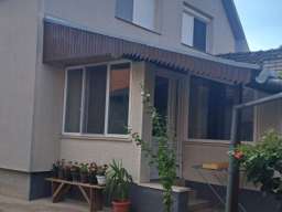 Prodajem seosko domacinstvo