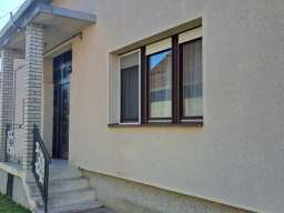 Prodajem seosko domacinstvo