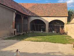 Prodajem seosko domacinstvo