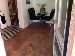 Prodajem dve kuce u Velikim Crljenima