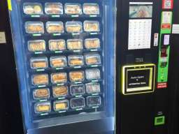 Prodajem vending ma&scaron;inu TCN za prodaju raznih proizvoda