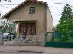 K-90 kuća spratna 87mkv+kuća sa lokalom