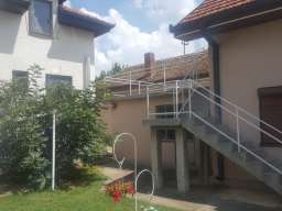 Prodajem kuću u centru Požarevca 860m2