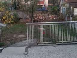 U centru Ljiga prodajem ili menjam stan u kuci
