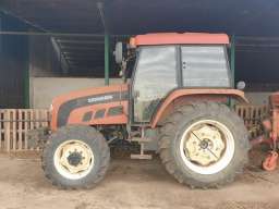 Traktor EUROPARD 824