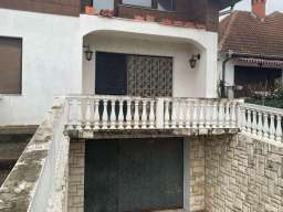 Veliko Gradiste kuca 463m2 na 10 ari placa