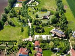 Prodajem placeve na Palicu