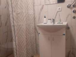 Prodajem apartman na Srebrnom jezeru